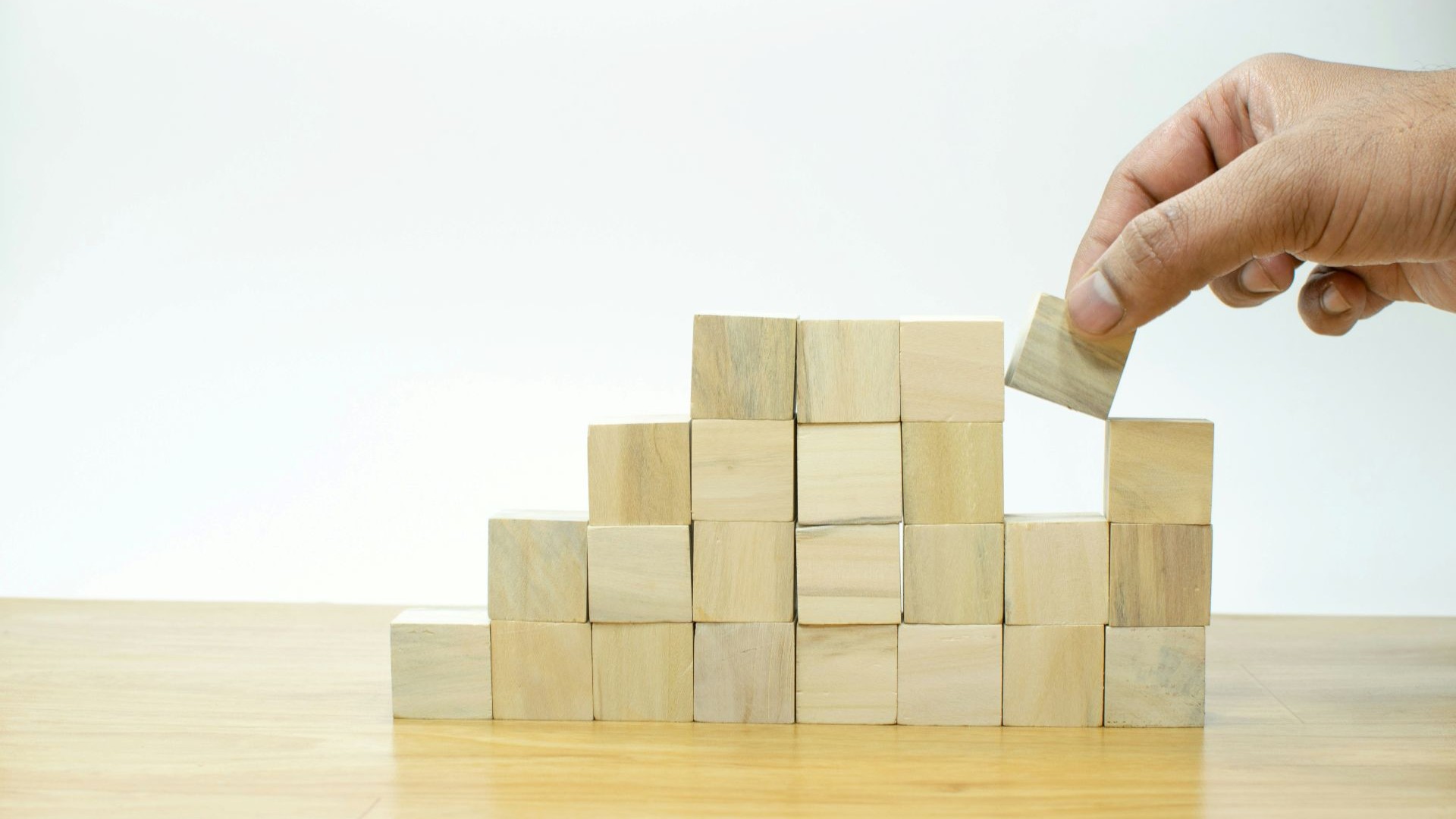 VYLEPŠI SI ŠKOLU MÁ VÍTĚZE!